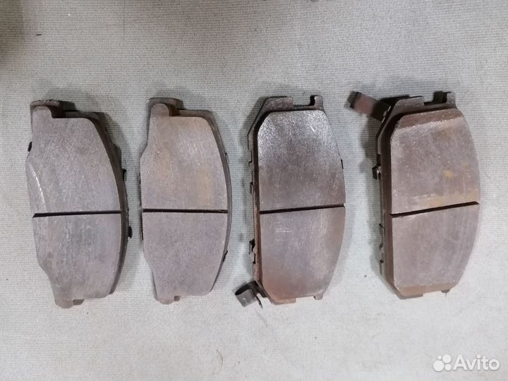 Передние тормозные колодки Toyota Lite Ace 1985-92