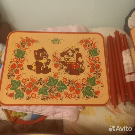 Детские столики со стульями