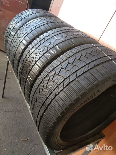 Continental ContiWinterContact TS 860S 295/35 R21