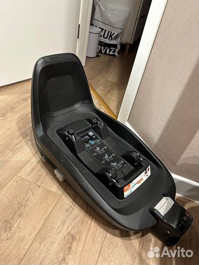 Автолюлька maxi cosi с базой isofix