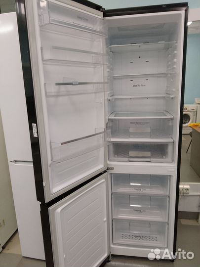 Холодильник LG в идеальном состоянии Гарантия