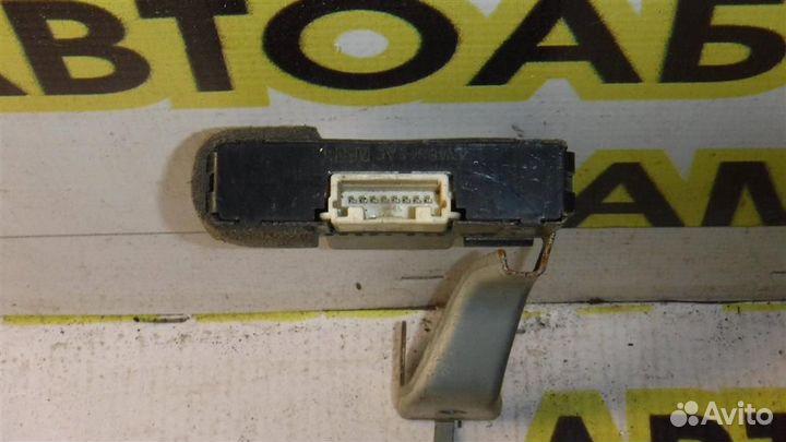 Блок электронный Toyota Auris (E150) 2006-2012