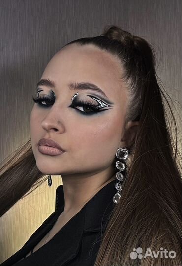 Макияж, локоны, укладки, прически