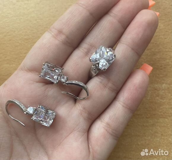 Серебряный комплект