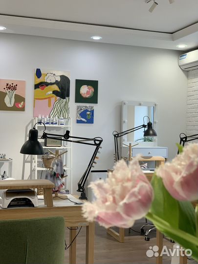 Мастер бровист-визажист сдам место (коворкинг)