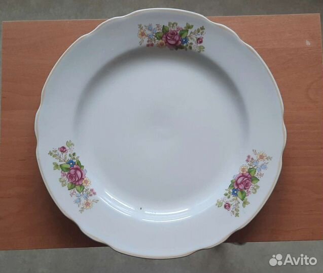 Фарфоровое блюдо большое СССР