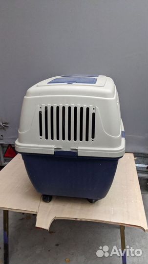 Переноска для собак на колесах