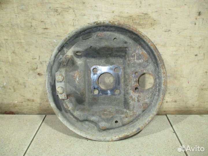 Щит опорный задний левый Renault Logan 1