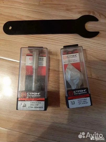 Фрезер вертикальный hitachi оригинал