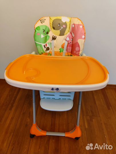 Стульчик для кормления Chicco Polly Magic