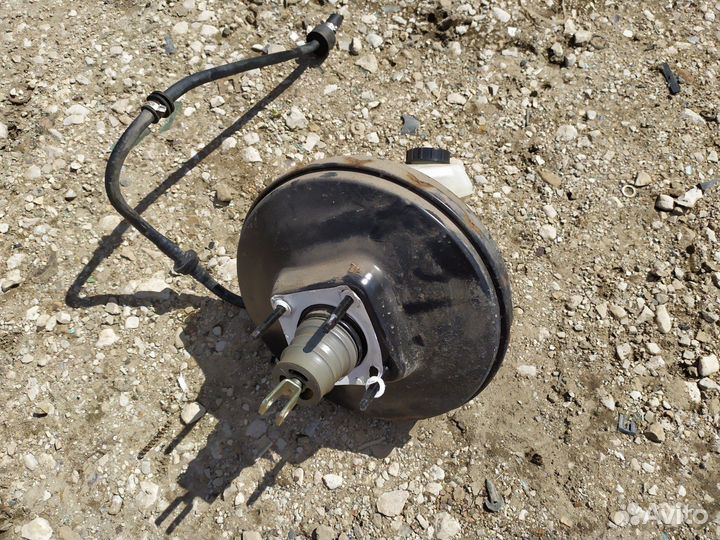 Вакуумный усилитель тормозов Ford Focus 2