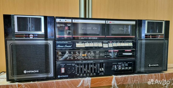 Магнитола hitachi TRK W555W