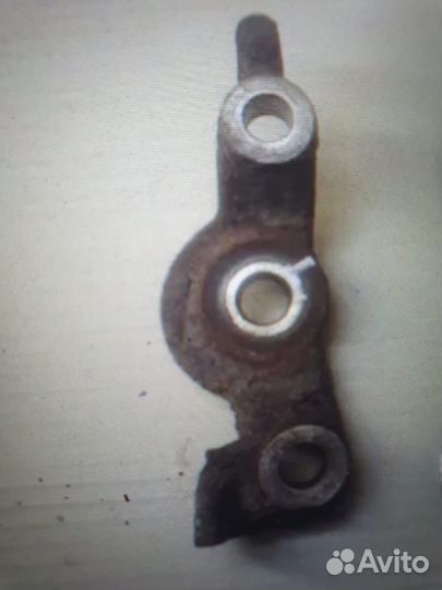 Кронштейн опоры шаровой land cruiser (150) -prado