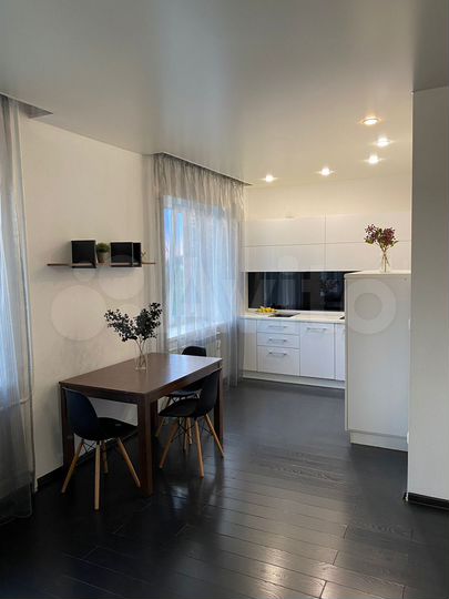 2-к. квартира, 75,2 м², 8/9 эт.