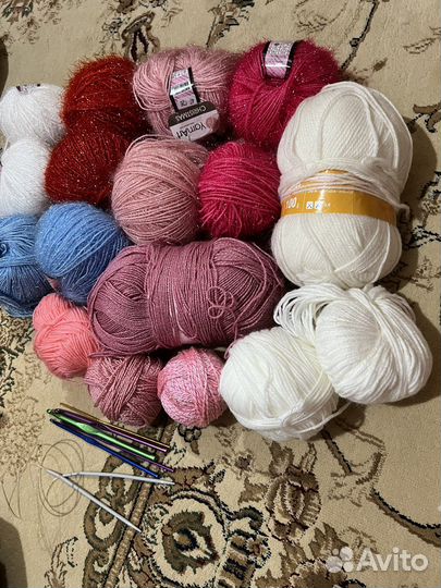 Нитки для вязания крючком