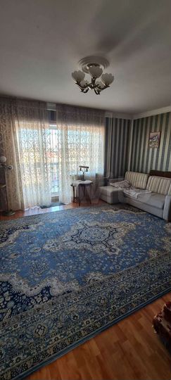 Коттедж 235 м² на участке 4 сот.