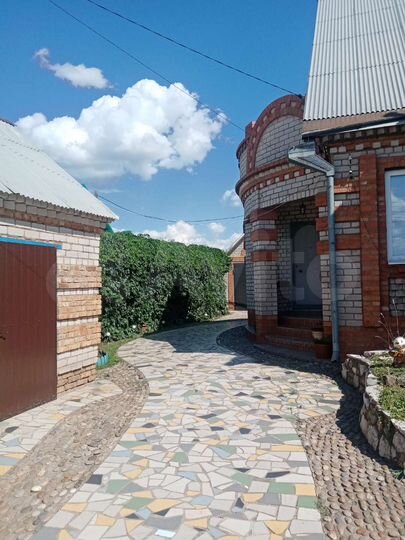 Дом 163 м² на участке 15 сот.