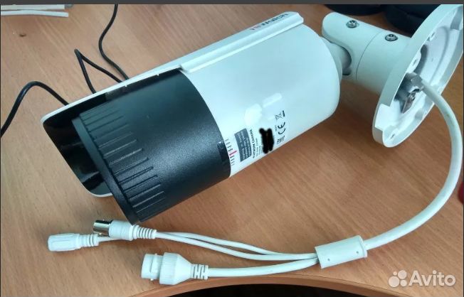 IP-видеокамера HiWatch DS-I206 (2.8-12 mm)