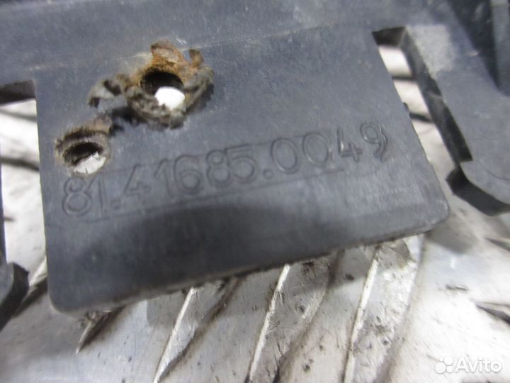 Скоба крепежная MAN 81416850049