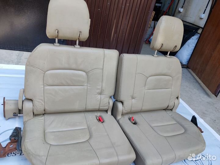 Toyota lc200 Третий ряд сидений