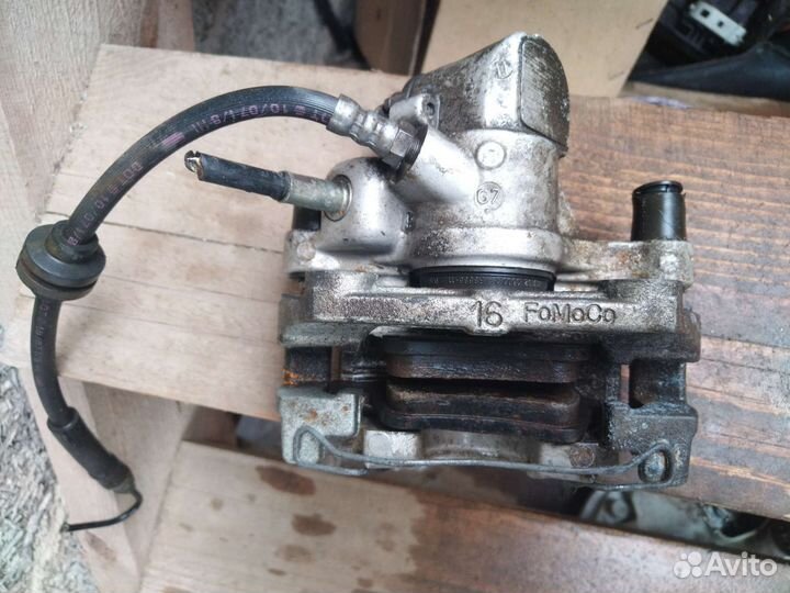 Суппорт Тормозной Задний Правый Ford Focus 2