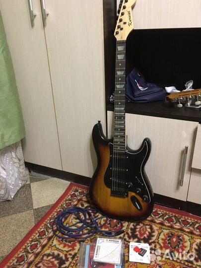 Электро- гитара с комбоусилителем