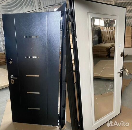 Входная дверь 7,5 см Гарда Серебро Зеркало