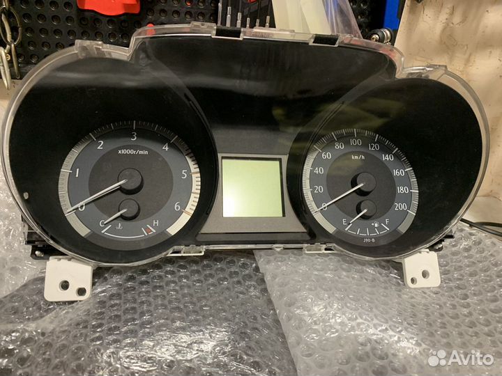 Щиток приборов land Cruiser Prado 150 2010