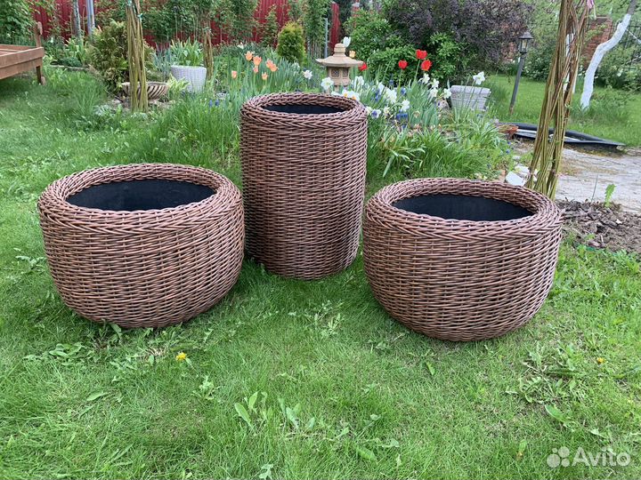 Кашпо шар, цилиндр, бочонок из ротанга