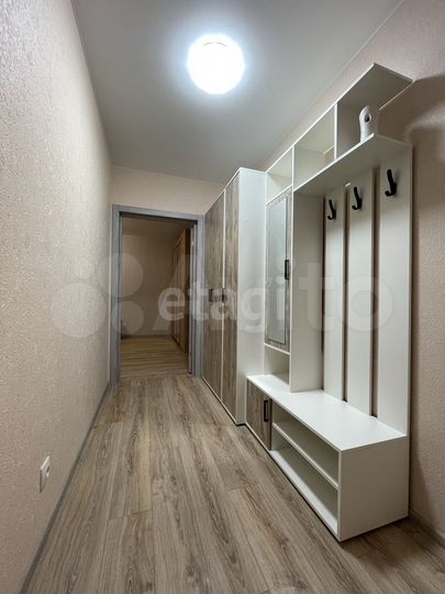 2-к. квартира, 58 м², 11/17 эт.