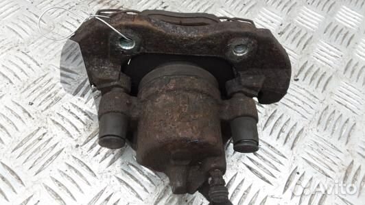 Суппорт тормозной передний левый ford focus 2 (1KK