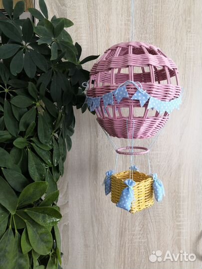 Воздушный шар плетеный