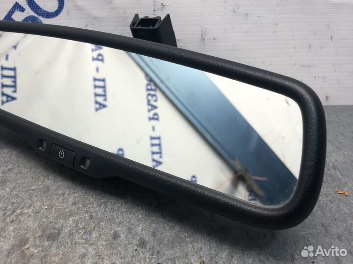 Зеркало салона Genesis 2