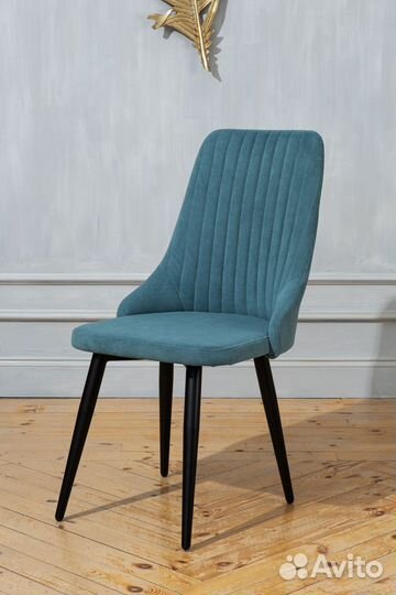 Мягкий стул со спинкой