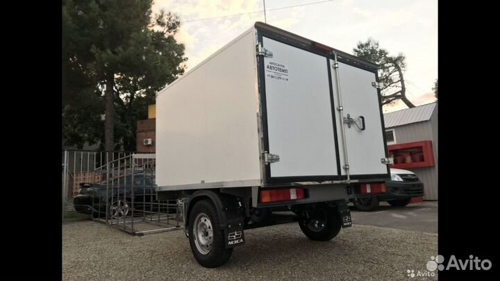 Прицеп новый