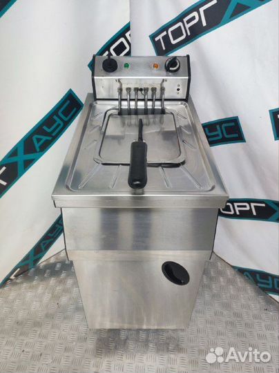 Фритюрница Star10 FRY121М