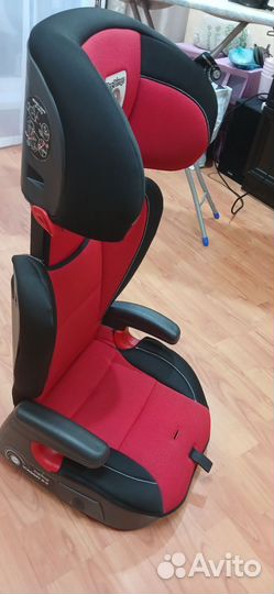 Детское автокресло бустер