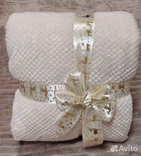 Новый плед молочный, серый на кровать