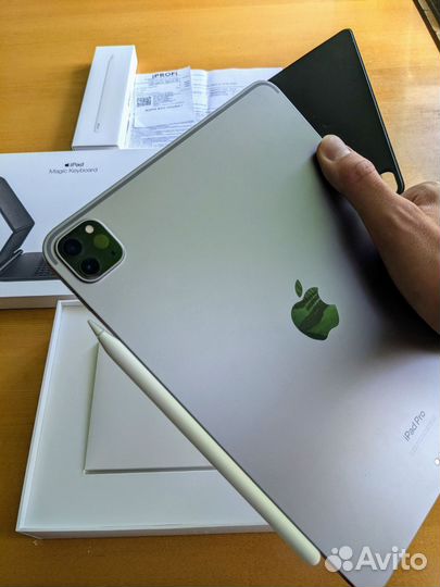 iPad pro 11 m2 на 128 гб