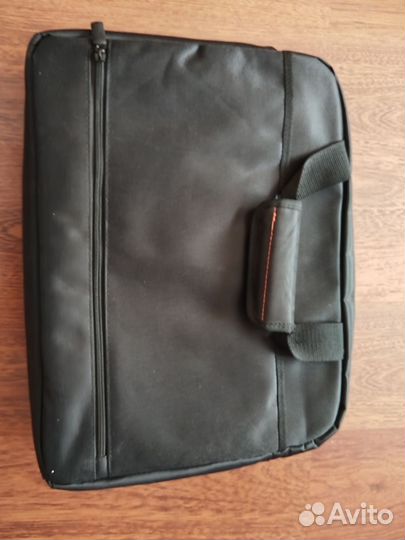 Портфель для ноутбука