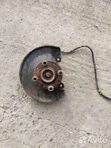 Поворотный кулак Митсубиси Динго правый CQ2A