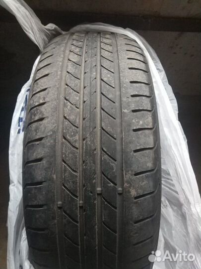 Goodyear EfficientGrip 205/60 R16