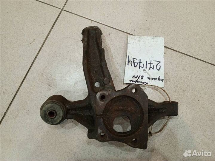 Кулак поворотный задний правый Toyota Camry XV40