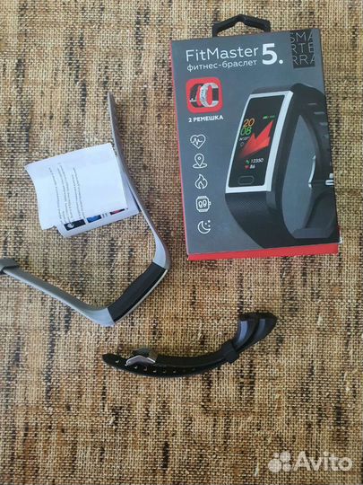 Фитнес браслет