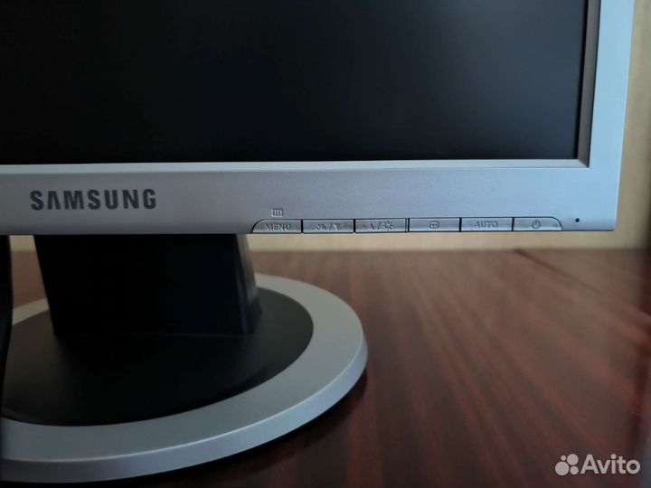 Монитор для компьютера