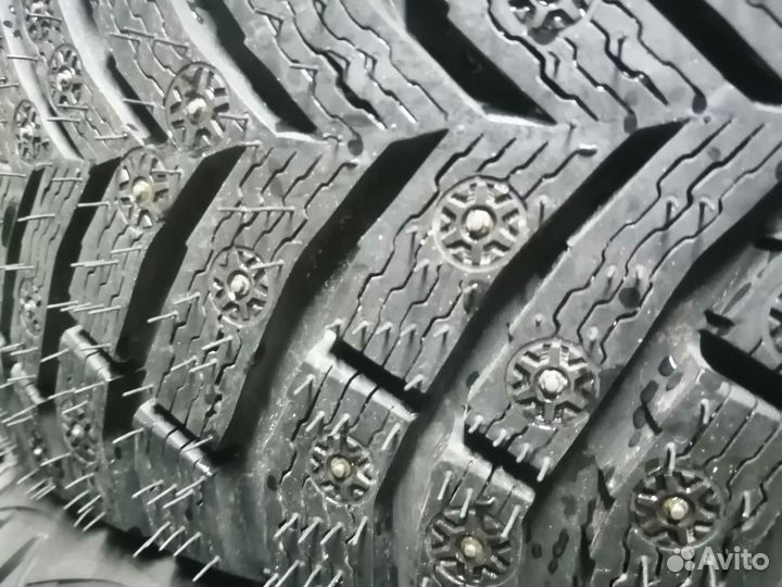 Michelin X-Ice North 4 205/55 R16