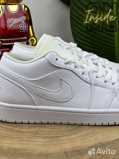 Nike air jordan 1 low white