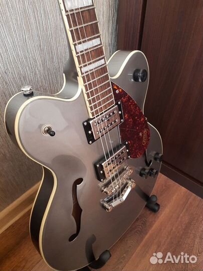 Полуакустическая гитара Gretsch G2622/phntm
