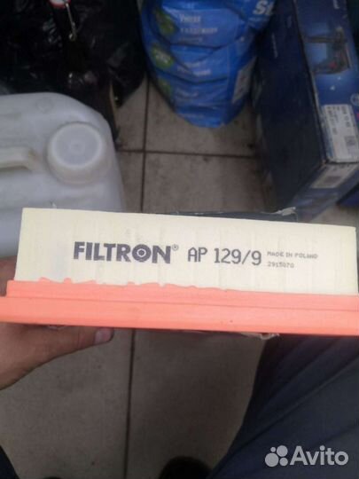 Воздушный фильтр Land Rover