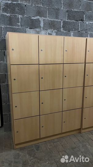Шкаф/Локеры для хранения вещей в офисе/хостеле